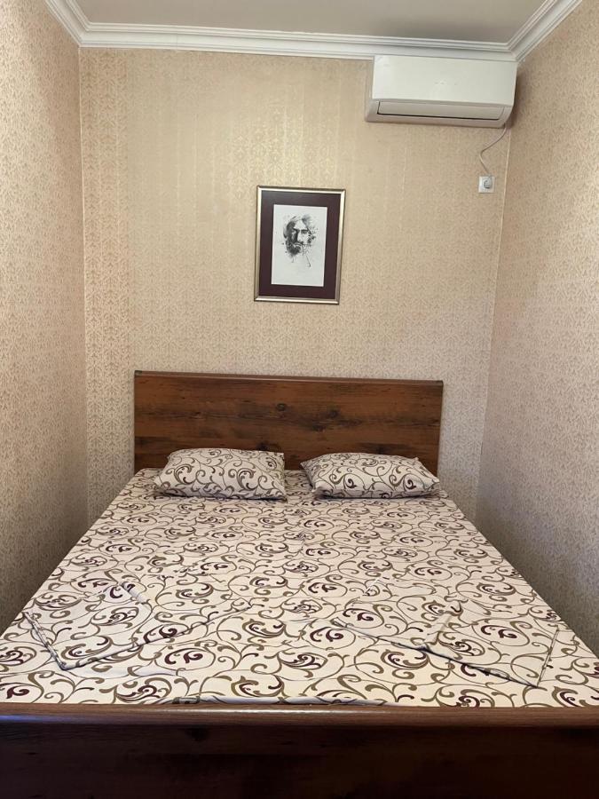 Gostevoy Dom Samir Hotel Gagra Luaran gambar