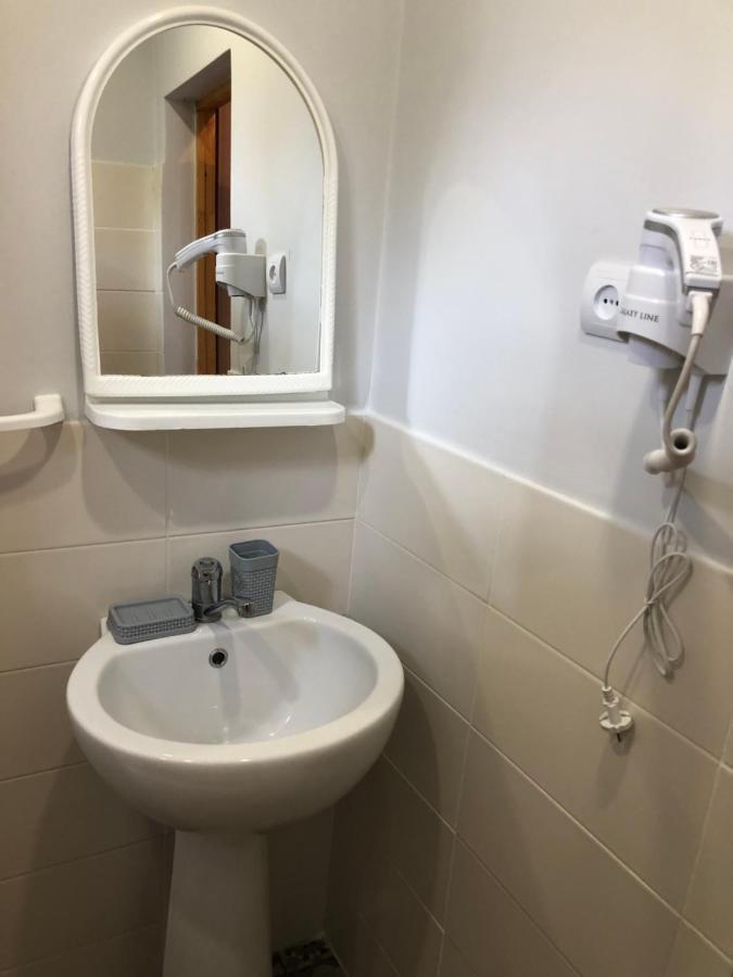 Gostevoy Dom Samir Hotel Gagra Luaran gambar